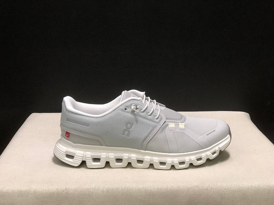 On Cloud 6 Sneakers in Gray and White - product image from the listing.