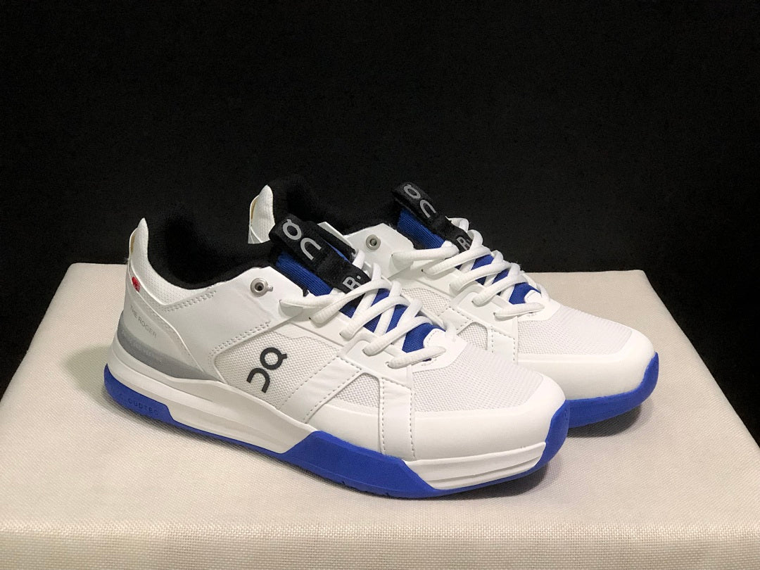 On The Roger Clubhouse Pro Sneakers in White Blue - product image from the listing.