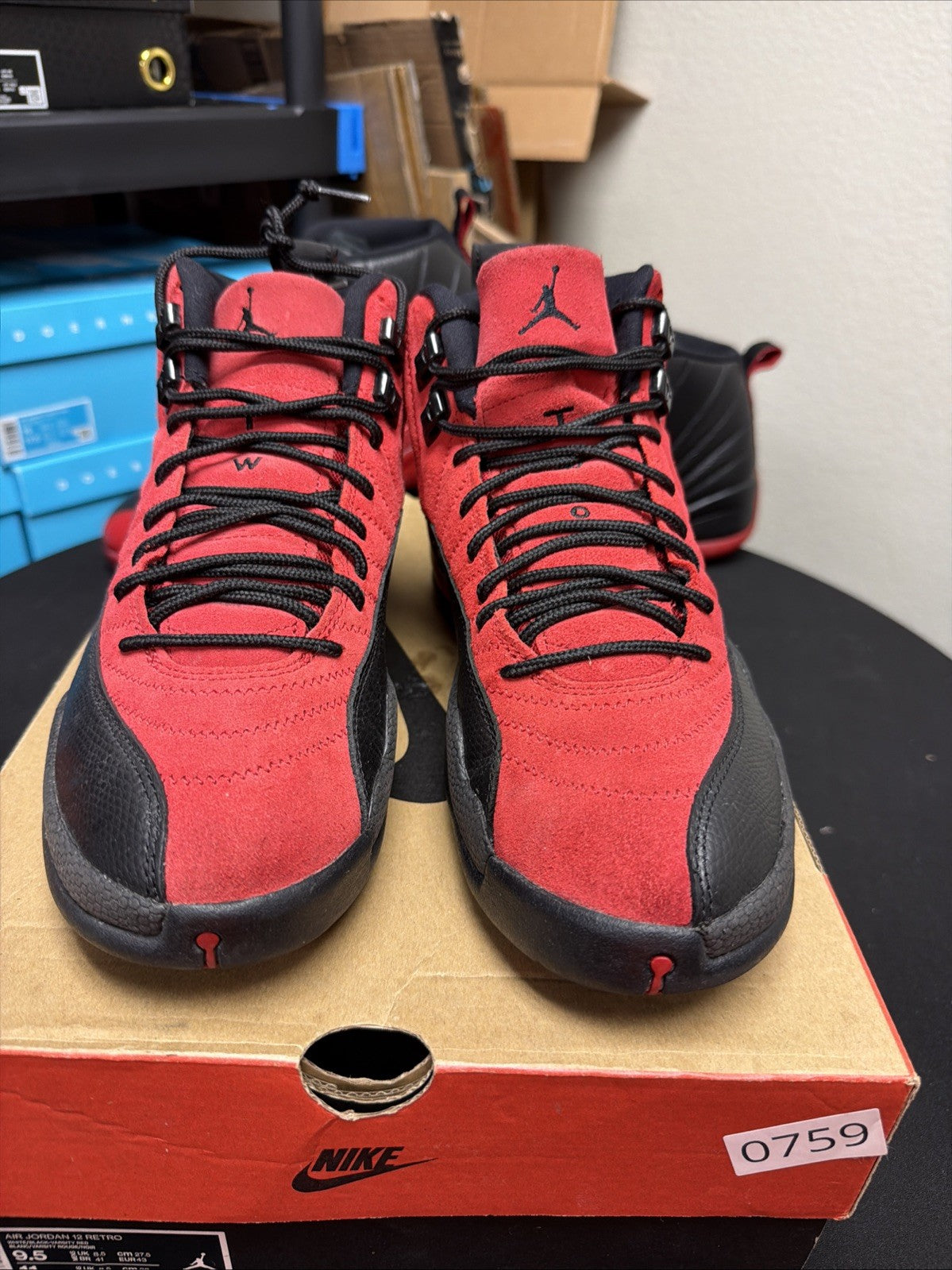 Jordan 12 Retro Reverse Flu Game 2020 - Size 9 - product image from the listing.