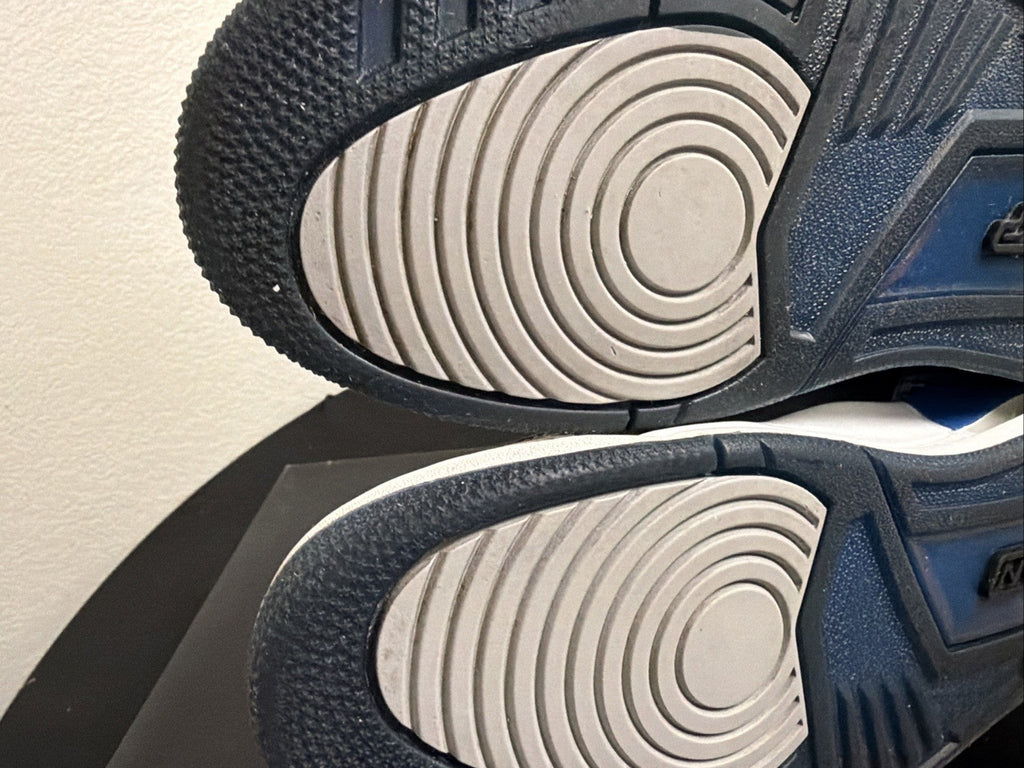 Air Jordan 3 Retro Sport Blue - Size 11 - product image from the listing.