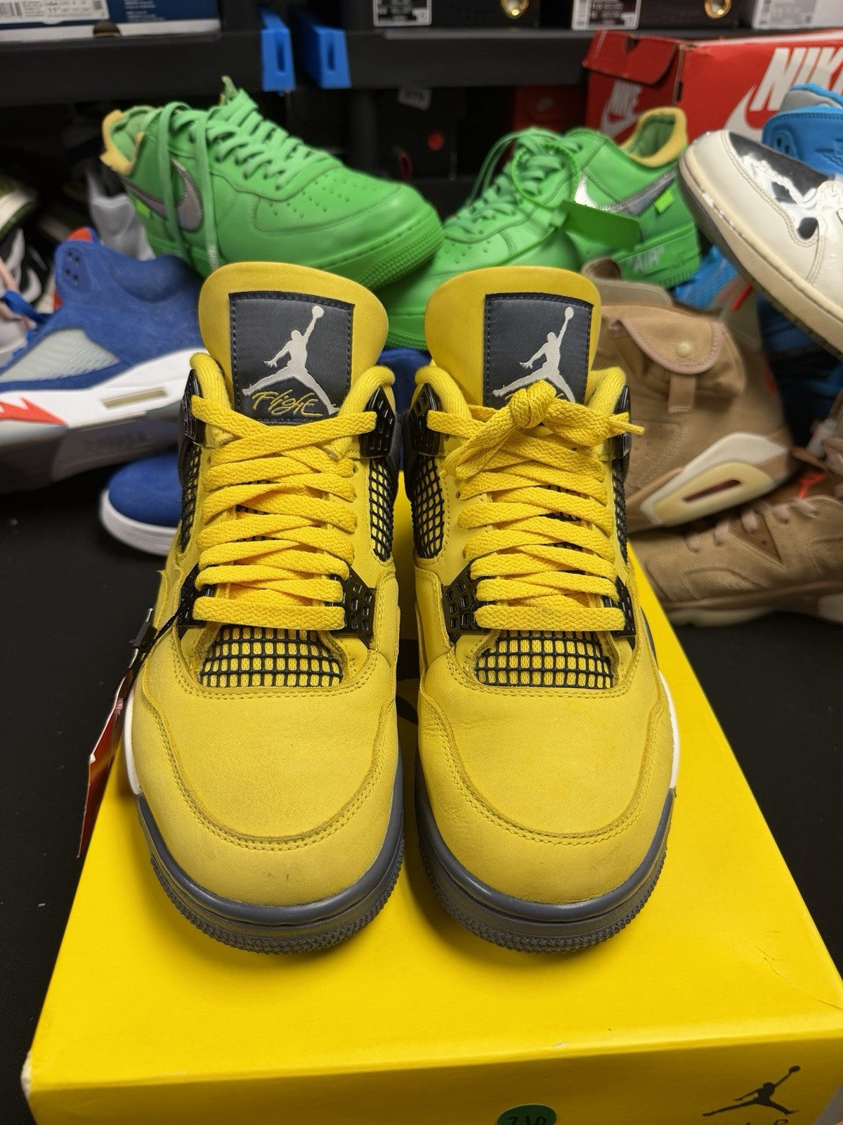 Men's Size 8 - Nike Air Jordan 4 Retro Lightning 2021 Shoes (210) - product image from the listing.