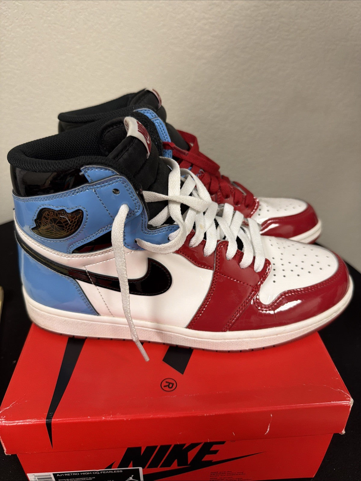 fearless size 9.5 - jordan 1 - product image from the listing.