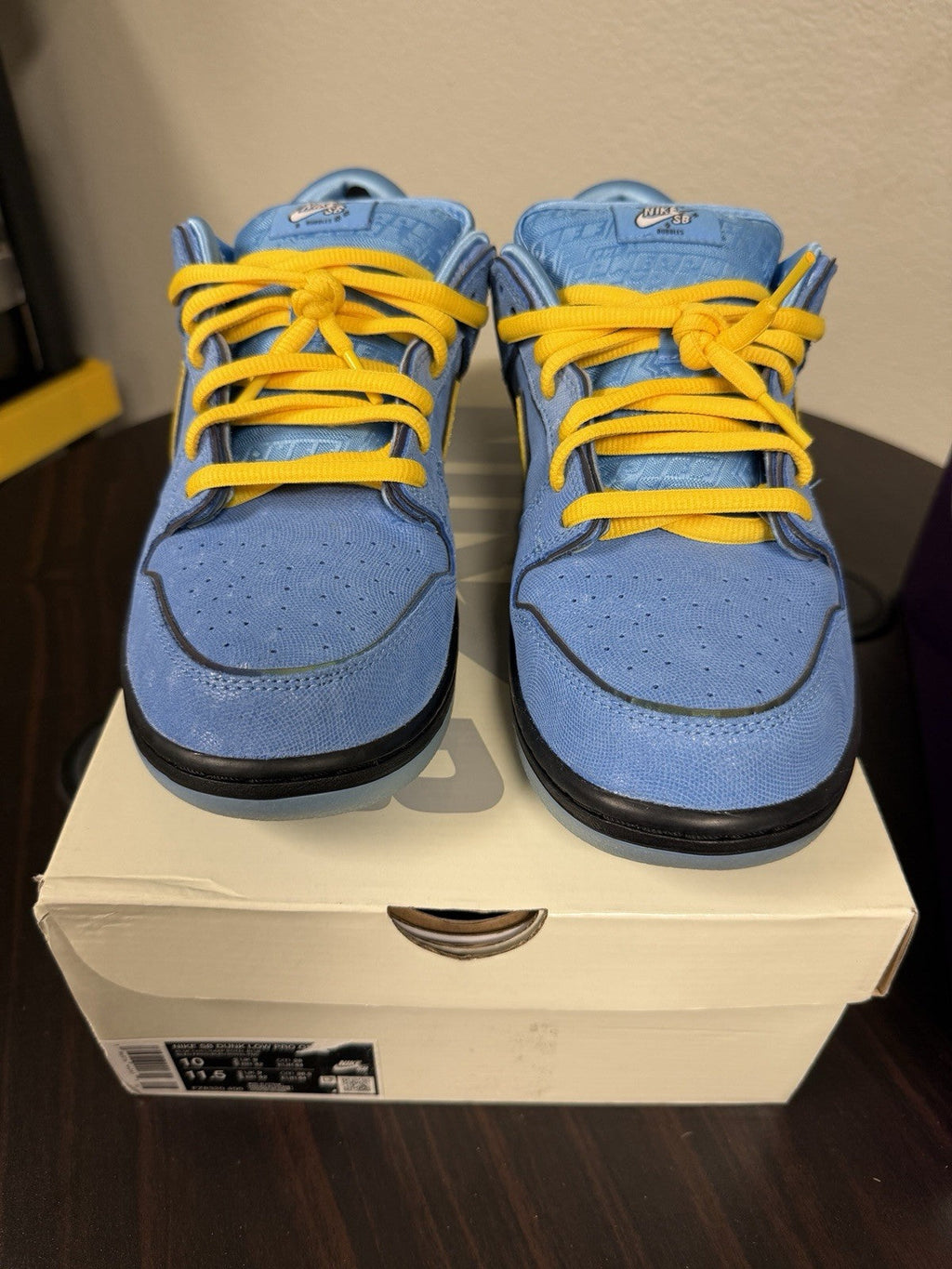 Men's Size 10 - The Powerpuff Girls x Nike Dunk Low Pro SB QS Bubbles Shoes - product image from the listing.