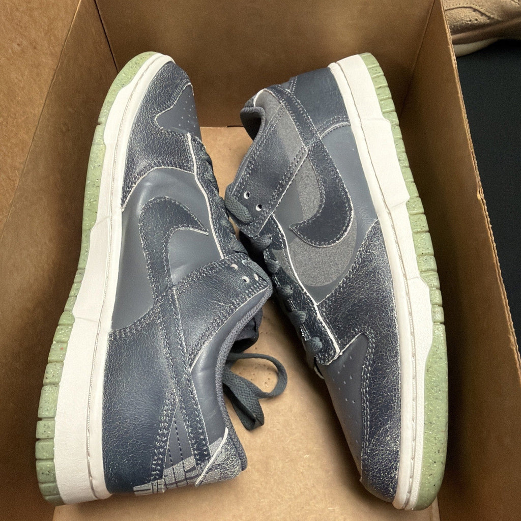 Dunk Low Retro PRM (275) by Nike - product image from the listing.