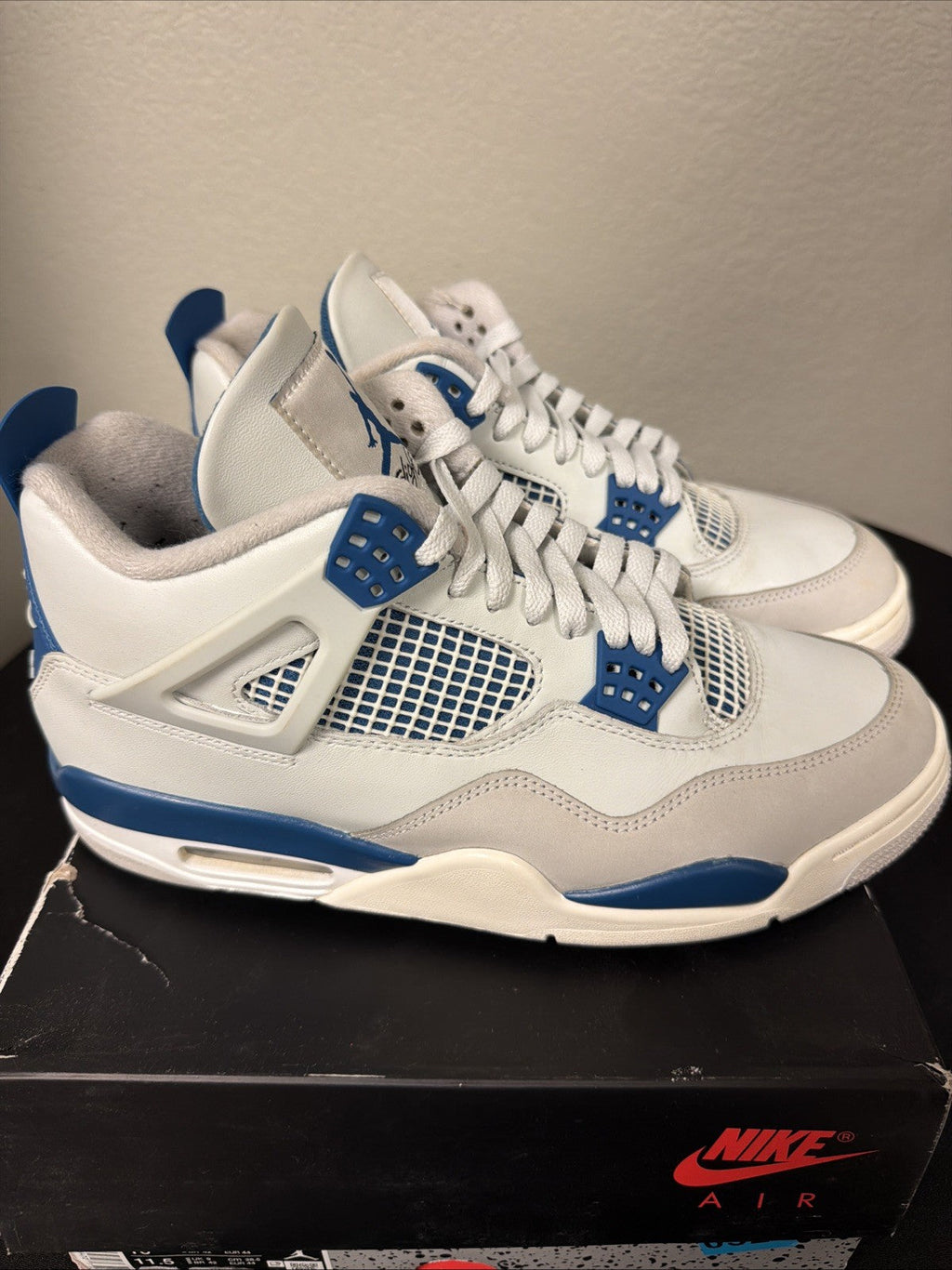 "MILITARY BLUE" Air Jordan 4 Retro 2024 - Size 10 - fv5029 141 (10587-30) - product image from the listing.