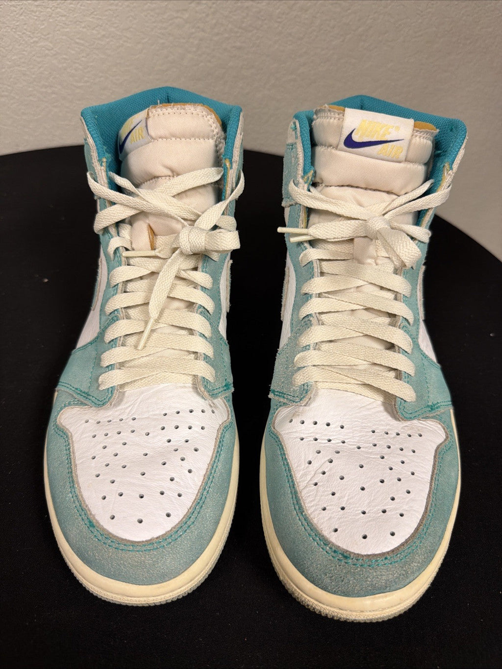 Jordan 1 Retro OG High Turbo Green - Size 11 - product image from the listing.
