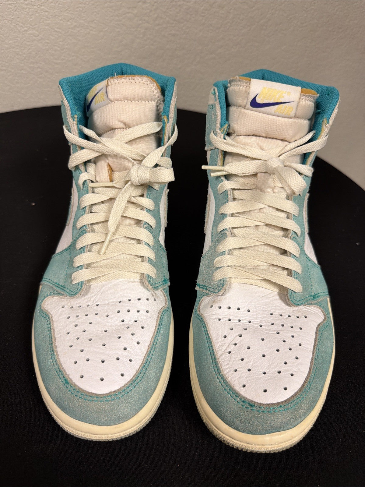 Jordan 1 Retro OG High Turbo Green - Size 11 - product image from the listing.