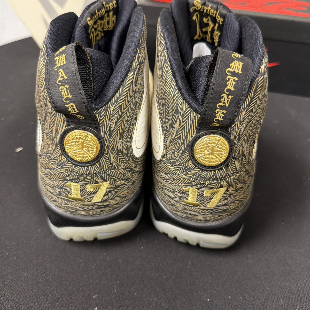 Nike Air Jordan 9 Doernbecher DB Cement Coolgrey Travis Reimagined Size 12 New - product image from the listing.