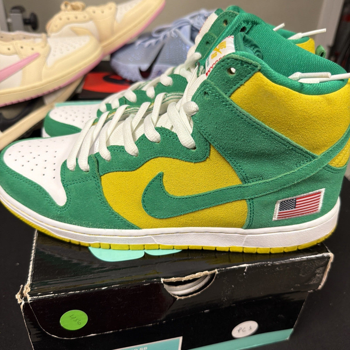 Dunk Pro SB High Oakland Athletics Size 11 305050-337 by Nike - product image from the listing.