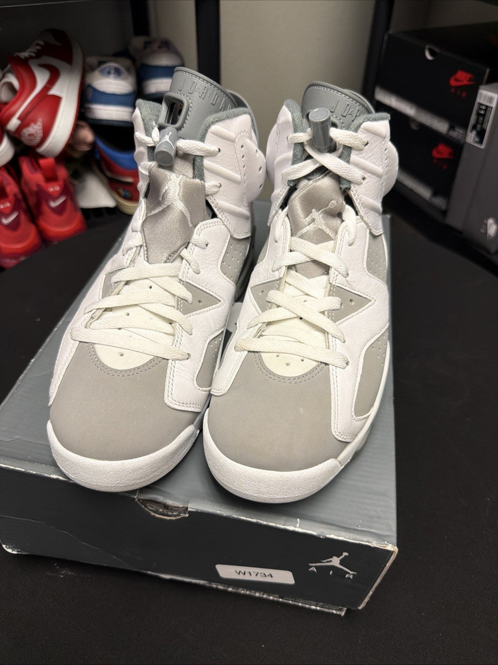 Men's NEW AUTHENTIC NIKE AIR JORDAN 6 RETRO "COOL GREY" US 9 - product image from the listing.