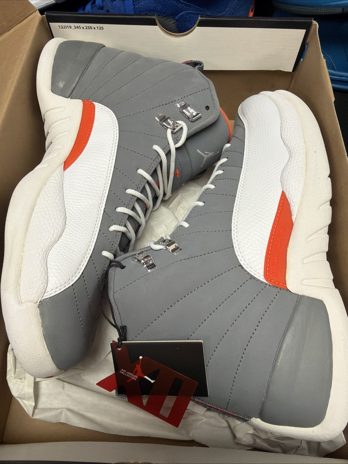 Men's Nike Air Jordan 12 Retro Cool Grey 2012 130690-012 size 10 US GUC - product image from the listing.