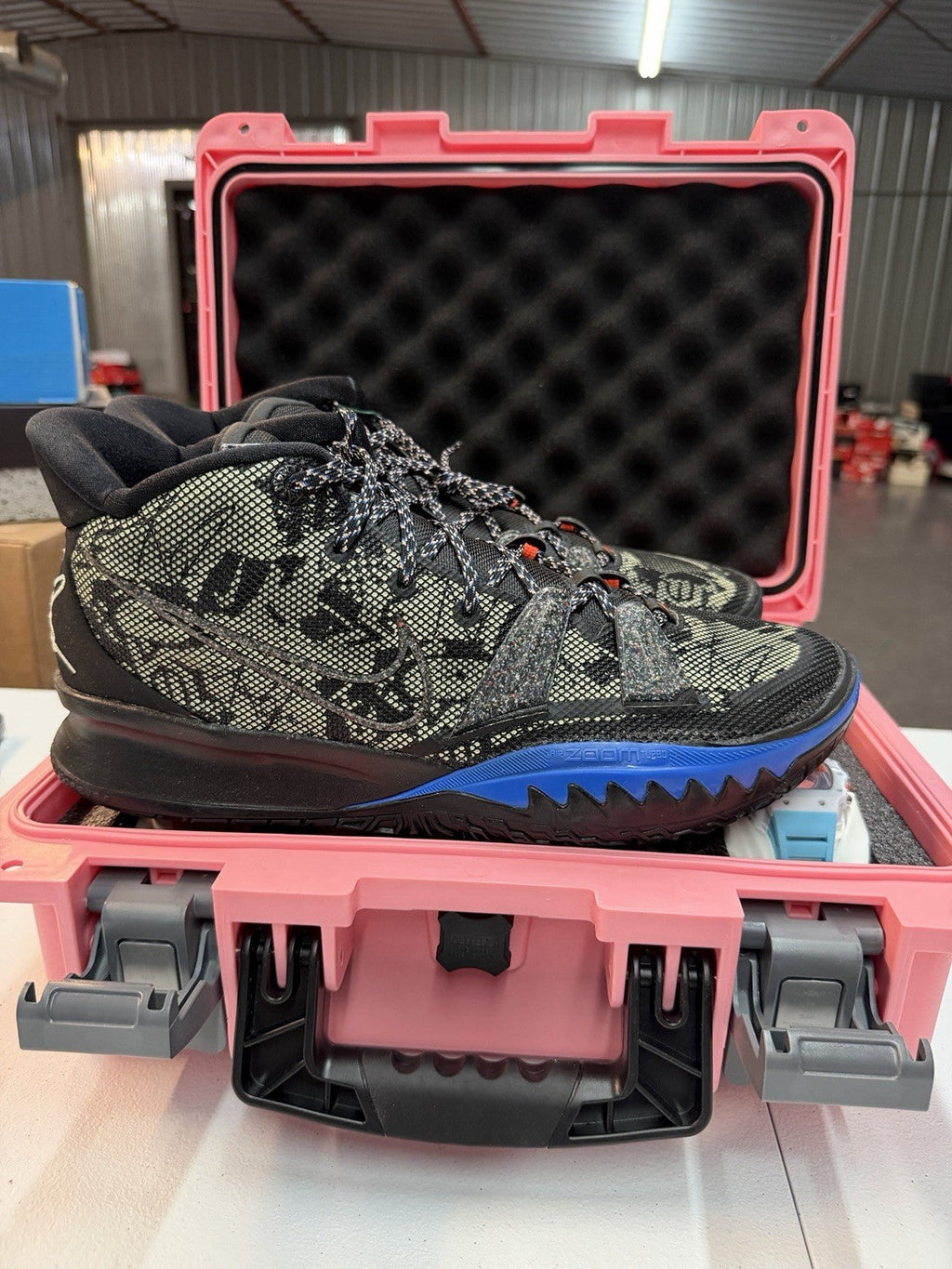 Nike Kyrie 7 Grind CQ9326-007 Black Lime Ice Basketball Shoes Trainers size 13 - product image from the listing.