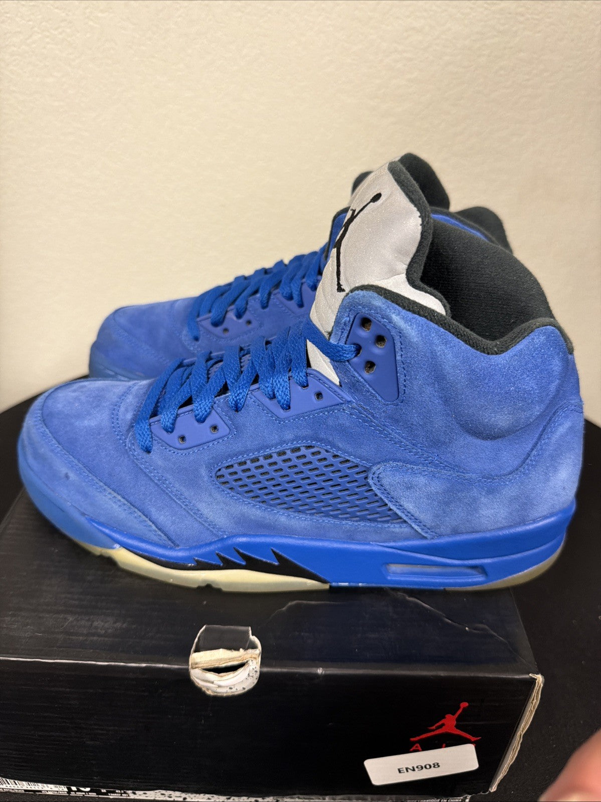 Air Jordan 5 Retro Blue Suede 136027-401 High Top Sneaker -Lace Up- - product image from the listing.