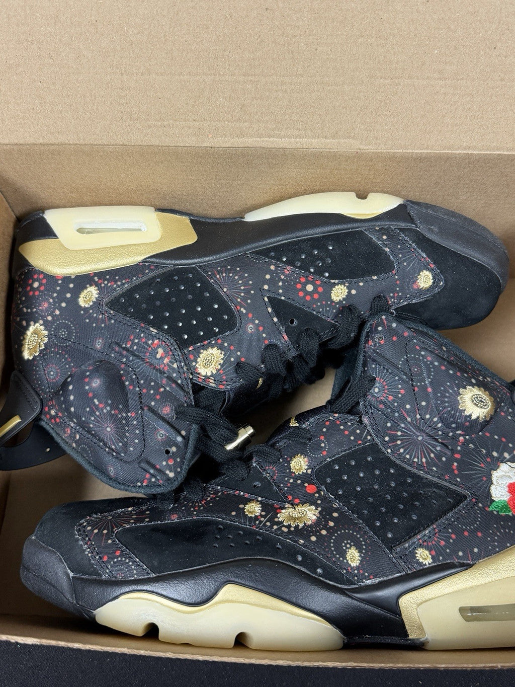 Air Jordan 6 Retro Chinese New Year - Size 8 - product image from the listing.