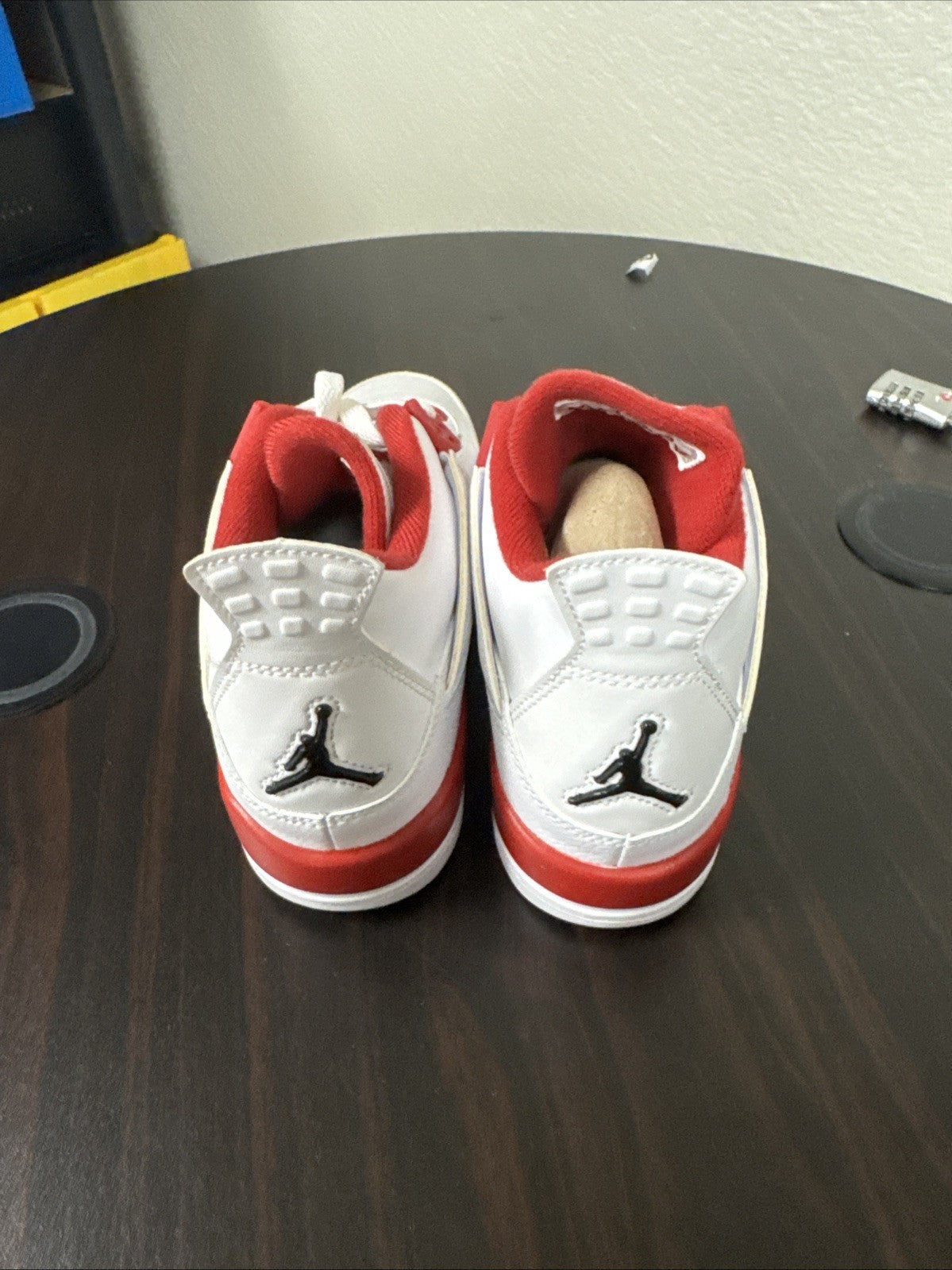 Jordan 4 Retro alternate 89 2016 | No Box - Comes With Replacement Box - Size 5Y - product image from the listing.