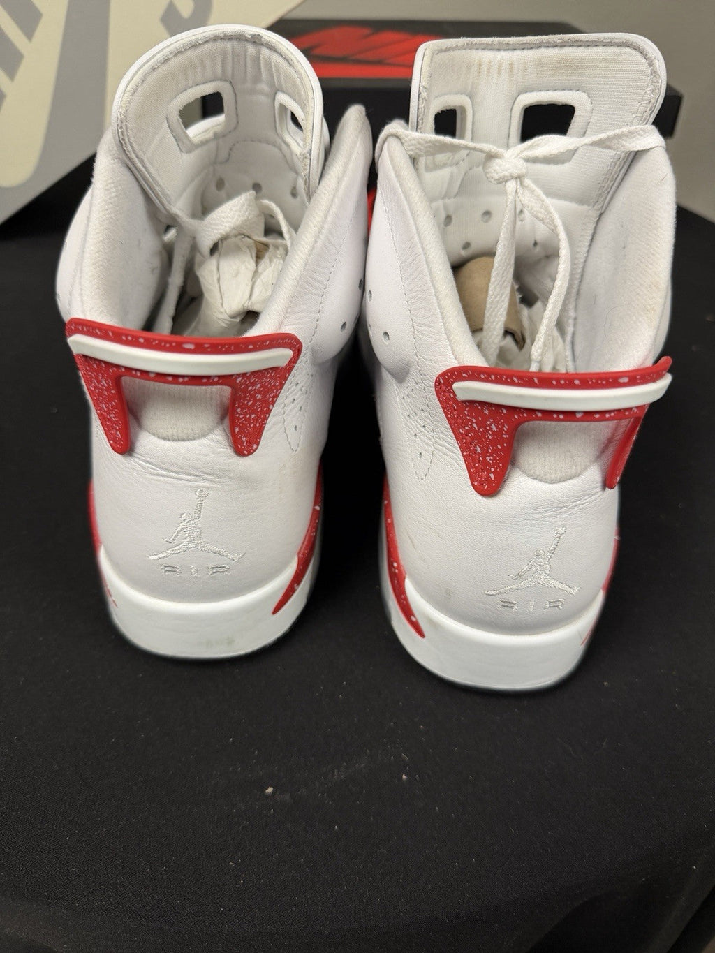 Men's Nike Air Jordan 6 Retro White Red Oreo Size 11 2022 CT8529-162 EUC - product image from the listing.