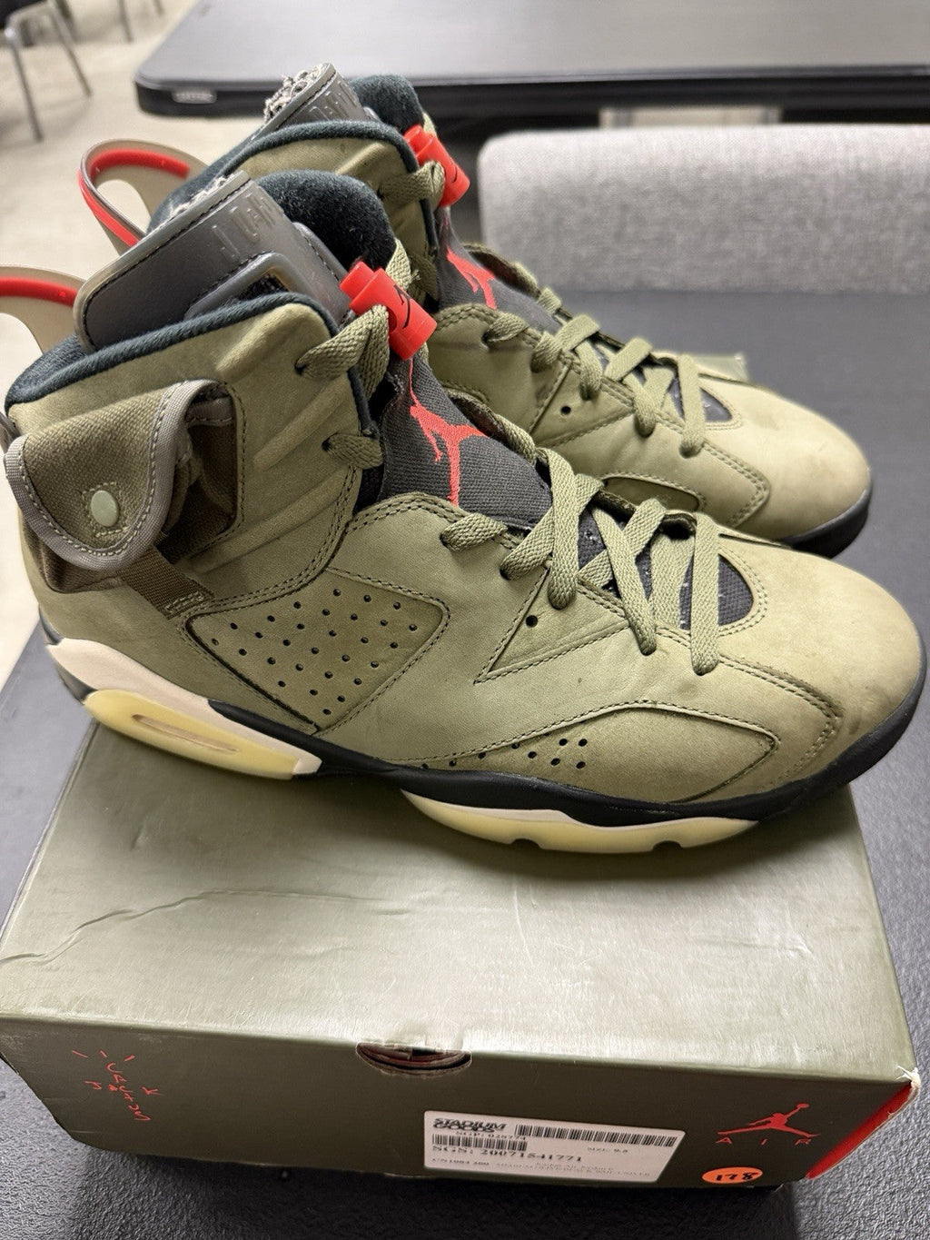 Air Jordan 6 Retro Travis Scott Olive 2019 CN1084-200 Men's Sneaker - product image from the listing.