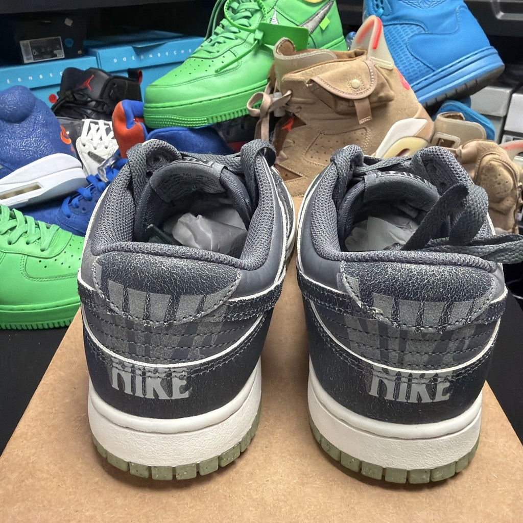 Dunk Low Retro PRM (275) by Nike - product image from the listing.