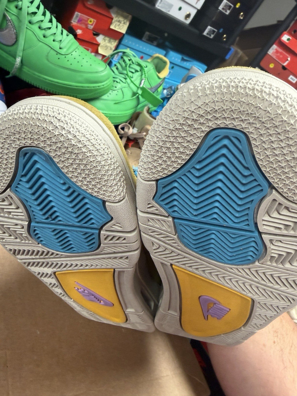 Union Desert Moss Size 9.5 DJ5718-300 (339) - Nike Air Jordan 4 Retro - product image from the listing.