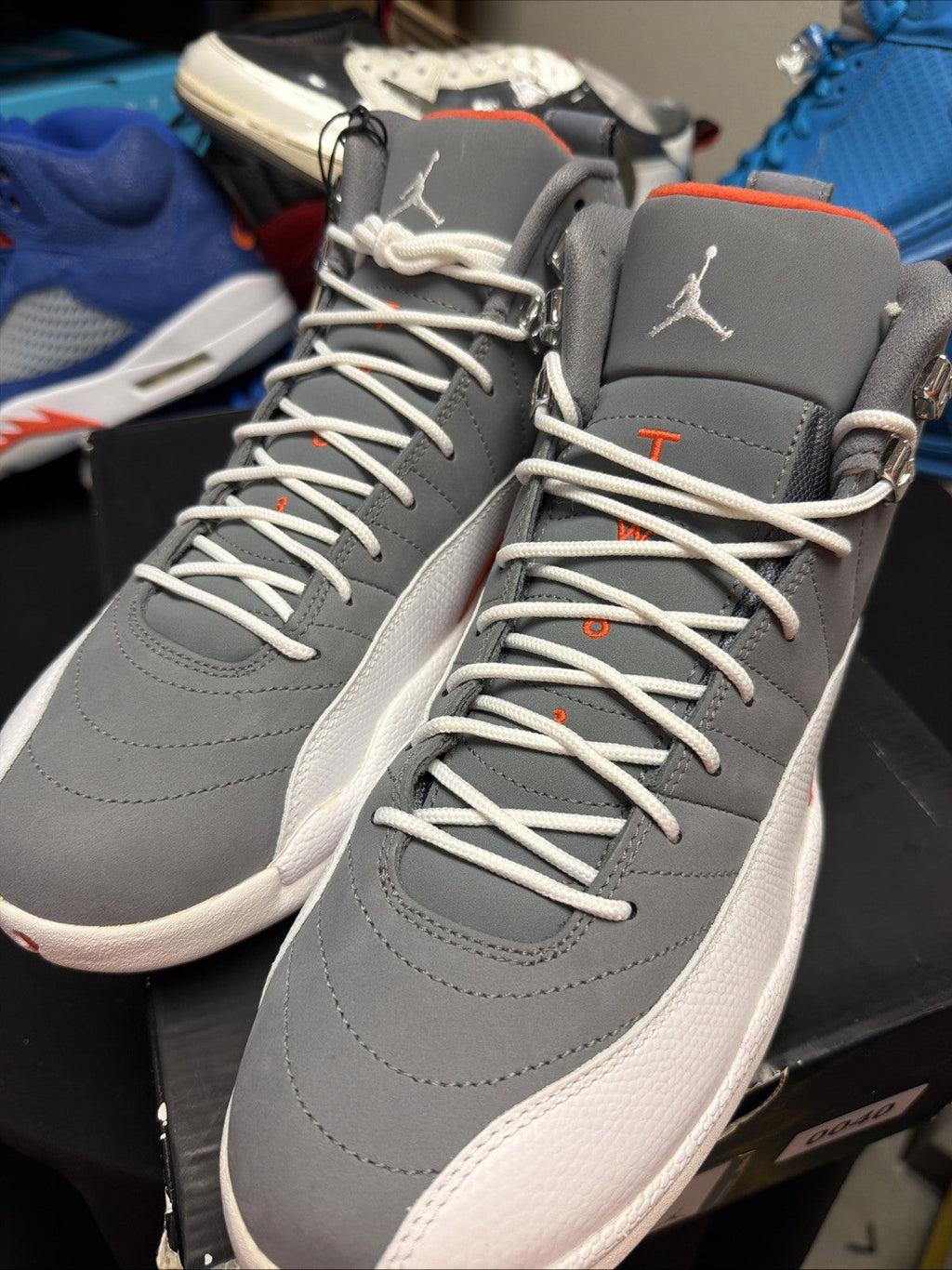 Men's Nike Air Jordan 12 Retro Cool Grey 2012 130690-012 size 10 US GUC - product image from the listing.