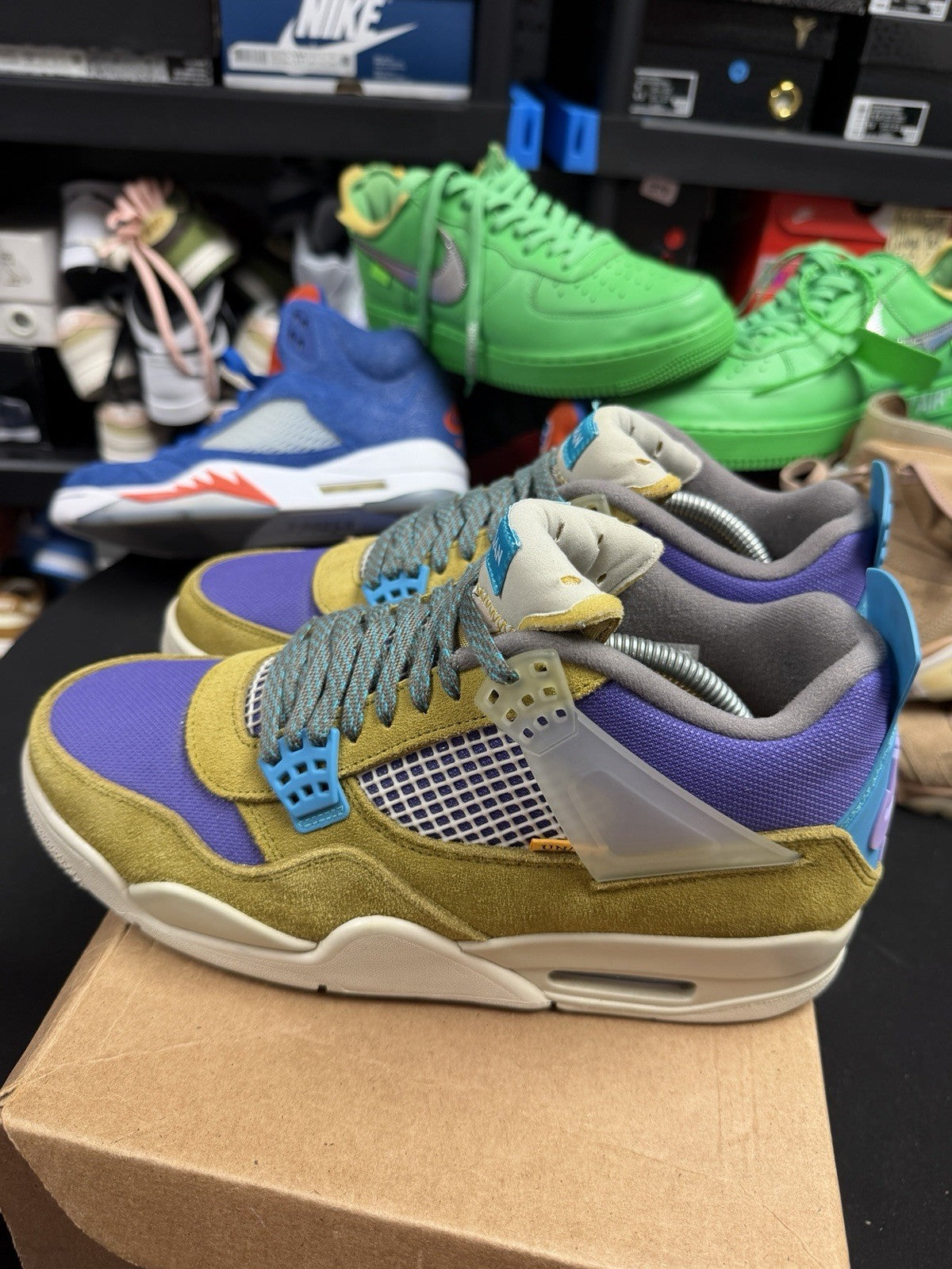 Union Desert Moss Size 9.5 DJ5718-300 (339) - Nike Air Jordan 4 Retro - product image from the listing.