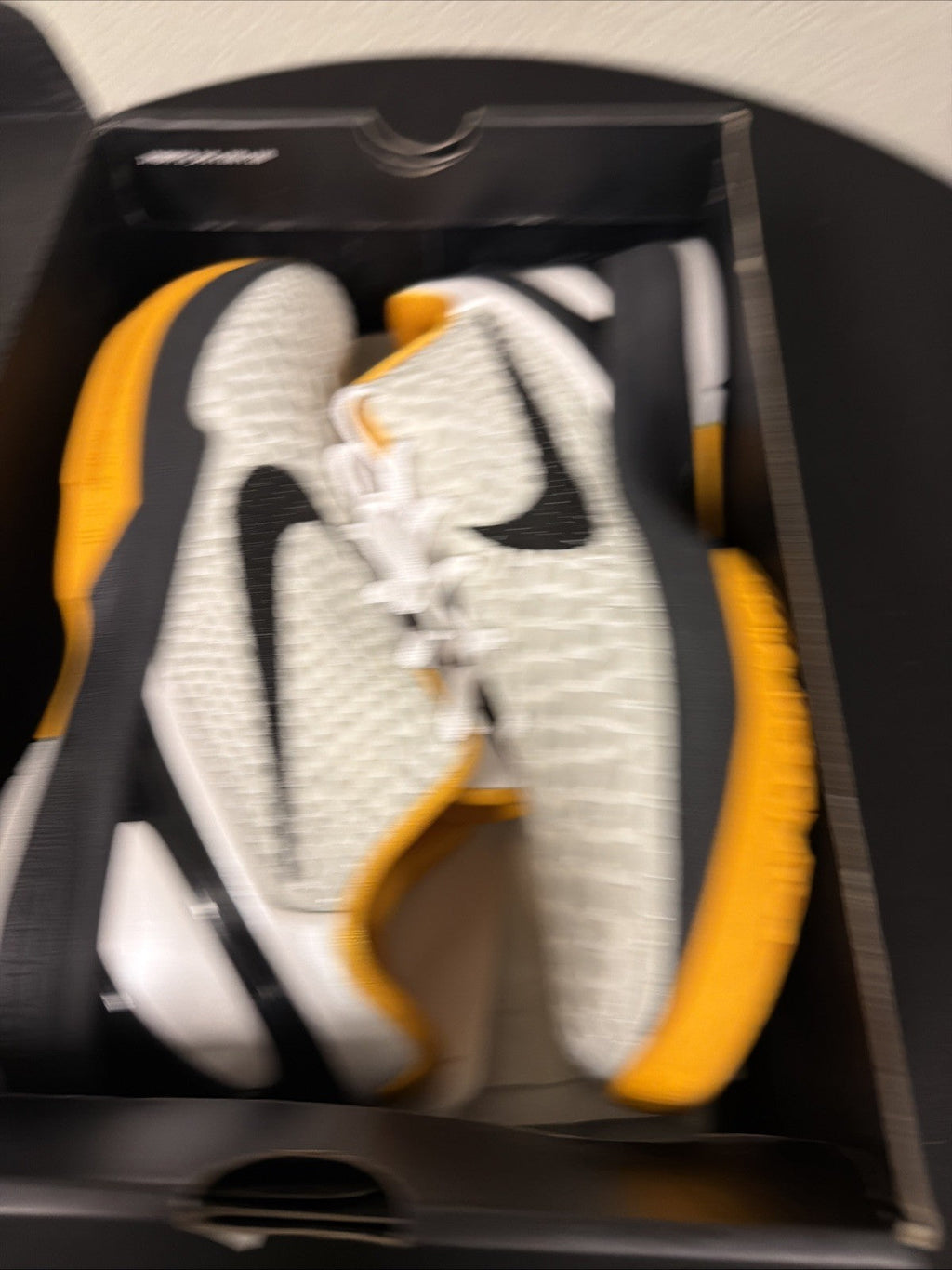 Men's Nike Kobe 6 Protro White Size 12 Del Sol 2021 CW2190-100 - product image from the listing.