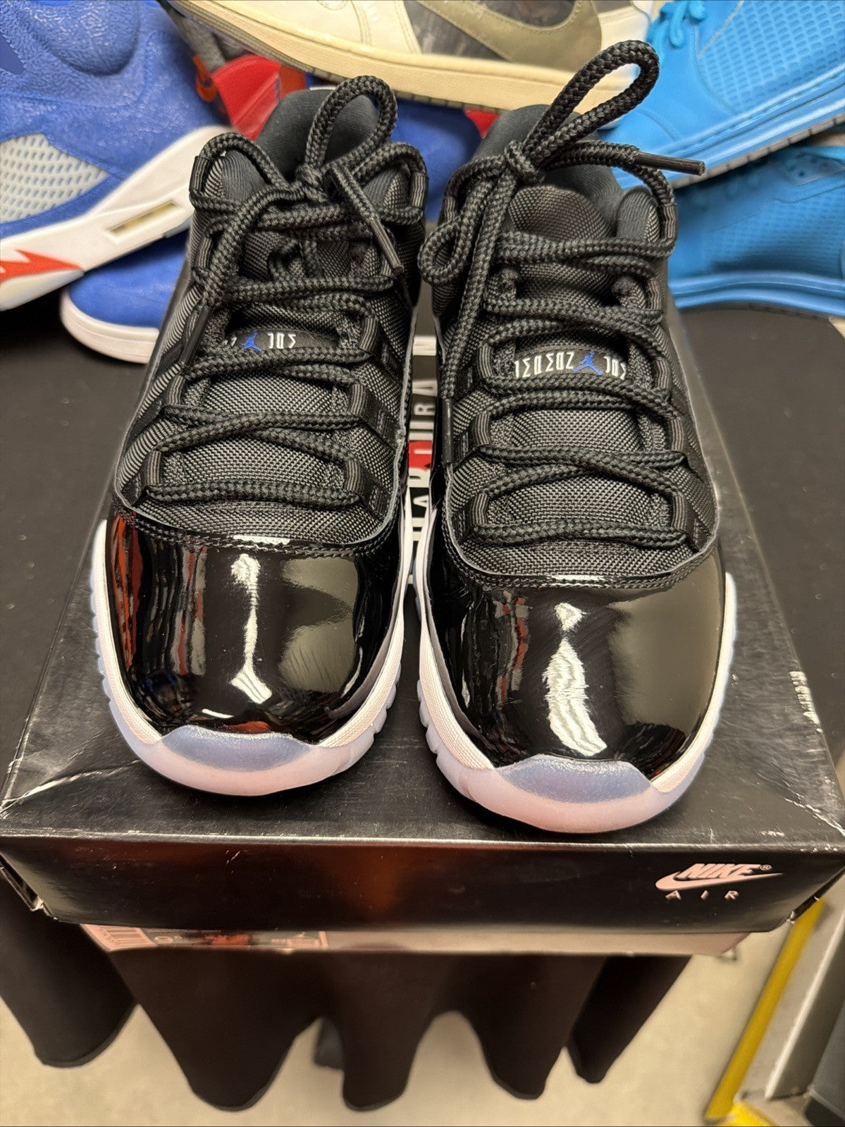 Air Jordan 11 Retro Low Space Jam - Size 9.5 - product image from the listing.