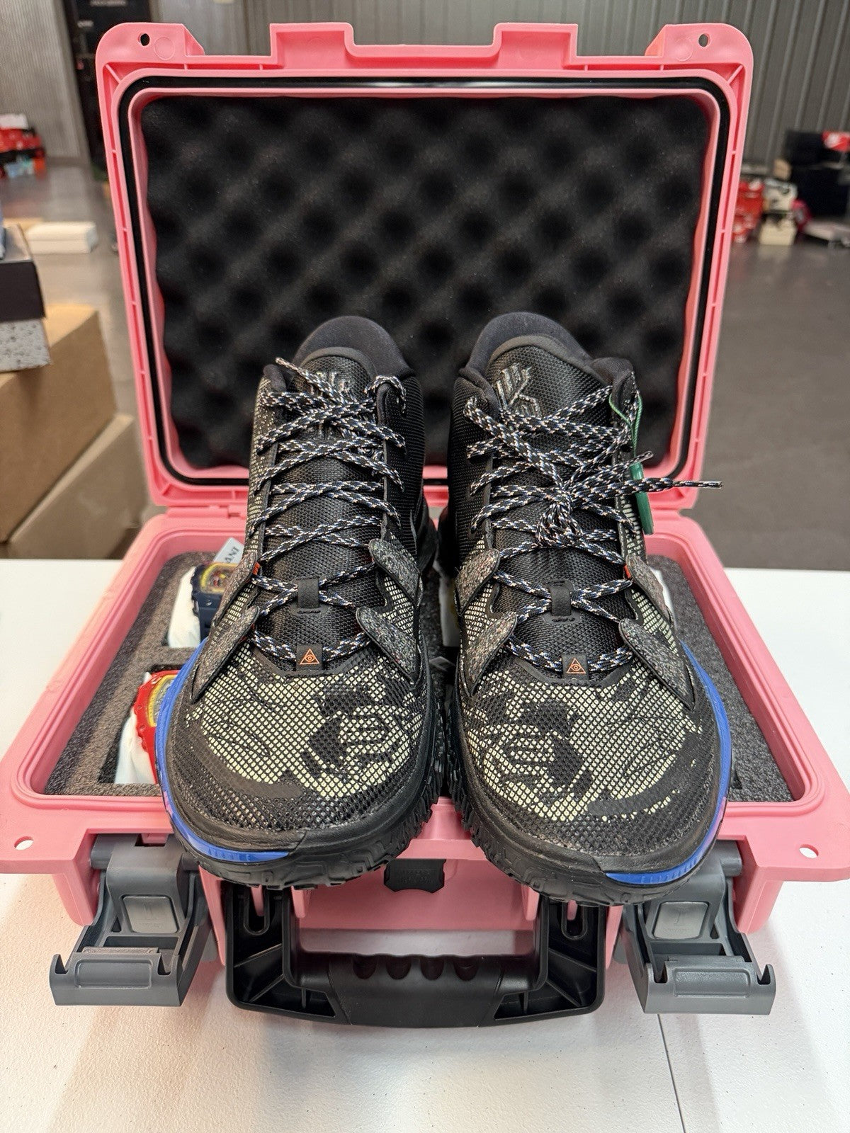 Nike Kyrie 7 Grind CQ9326-007 Black Lime Ice Basketball Shoes Trainers size 13 - product image from the listing.