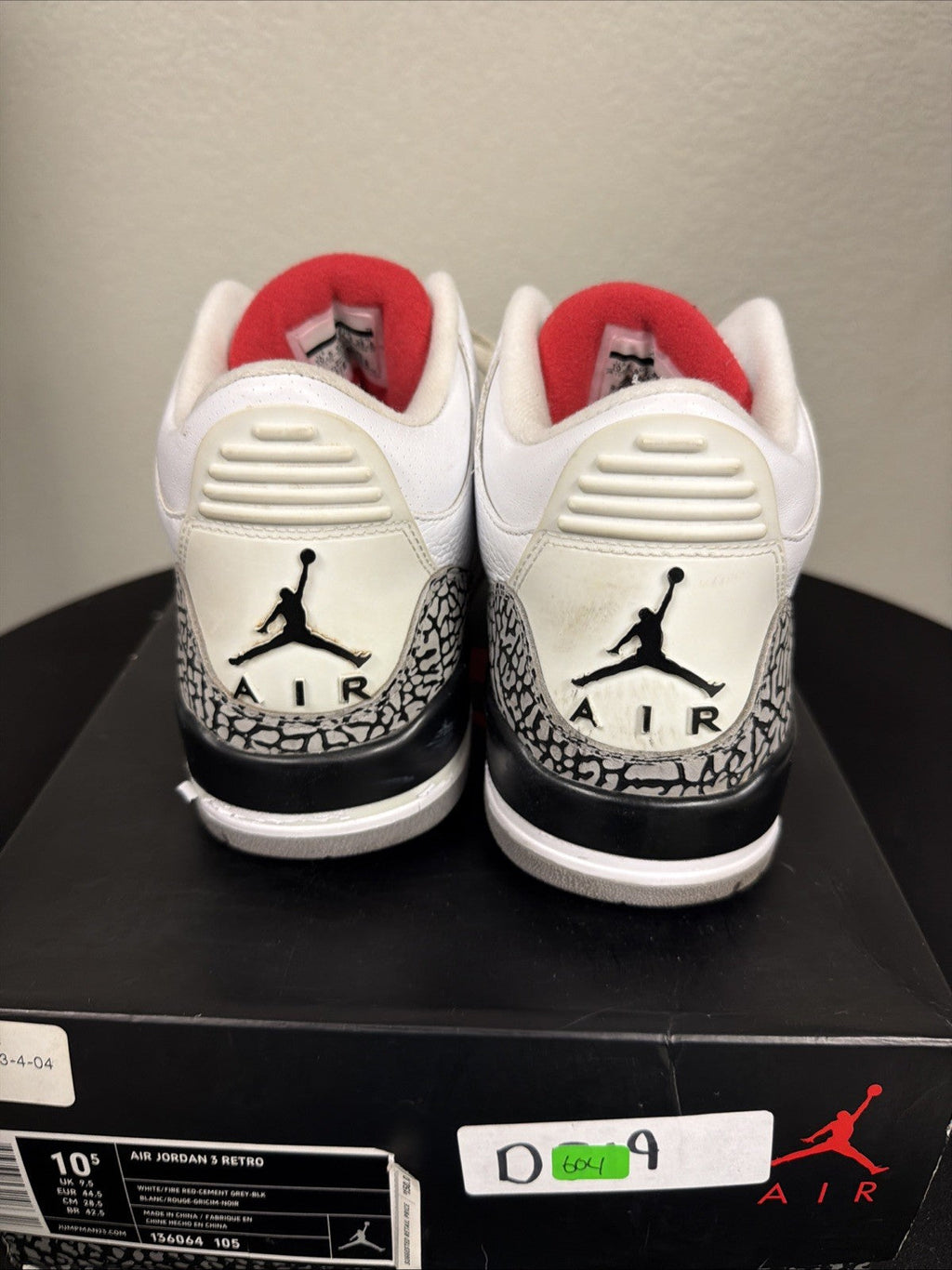 "White cement" Size 10.5 Air Jordan 3 Pre Owned (Excellent) - product image from the listing.