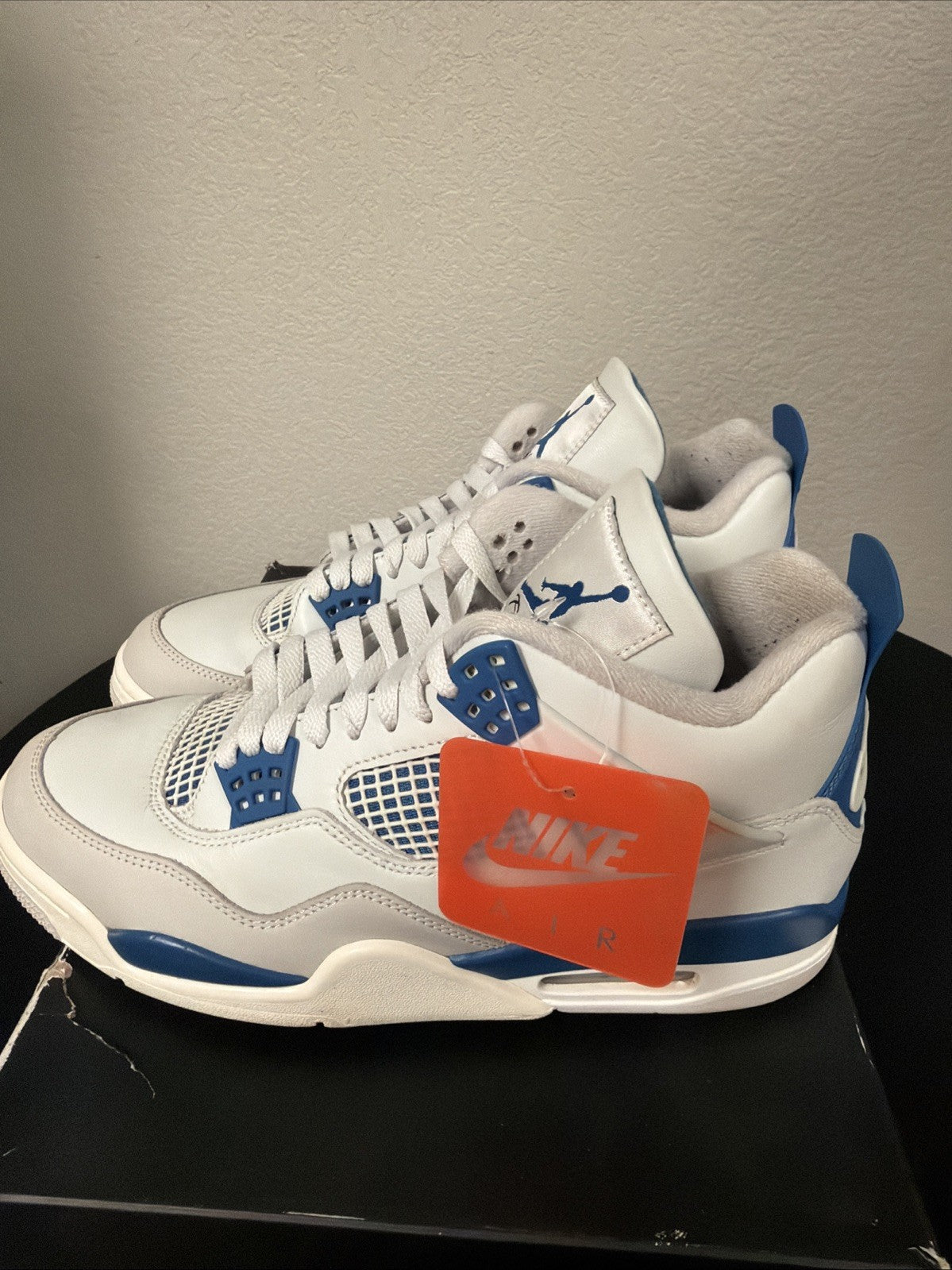 "MILITARY BLUE" Air Jordan 4 Retro 2024 - Size 10 - fv5029 141 (10587-30) - product image from the listing.
