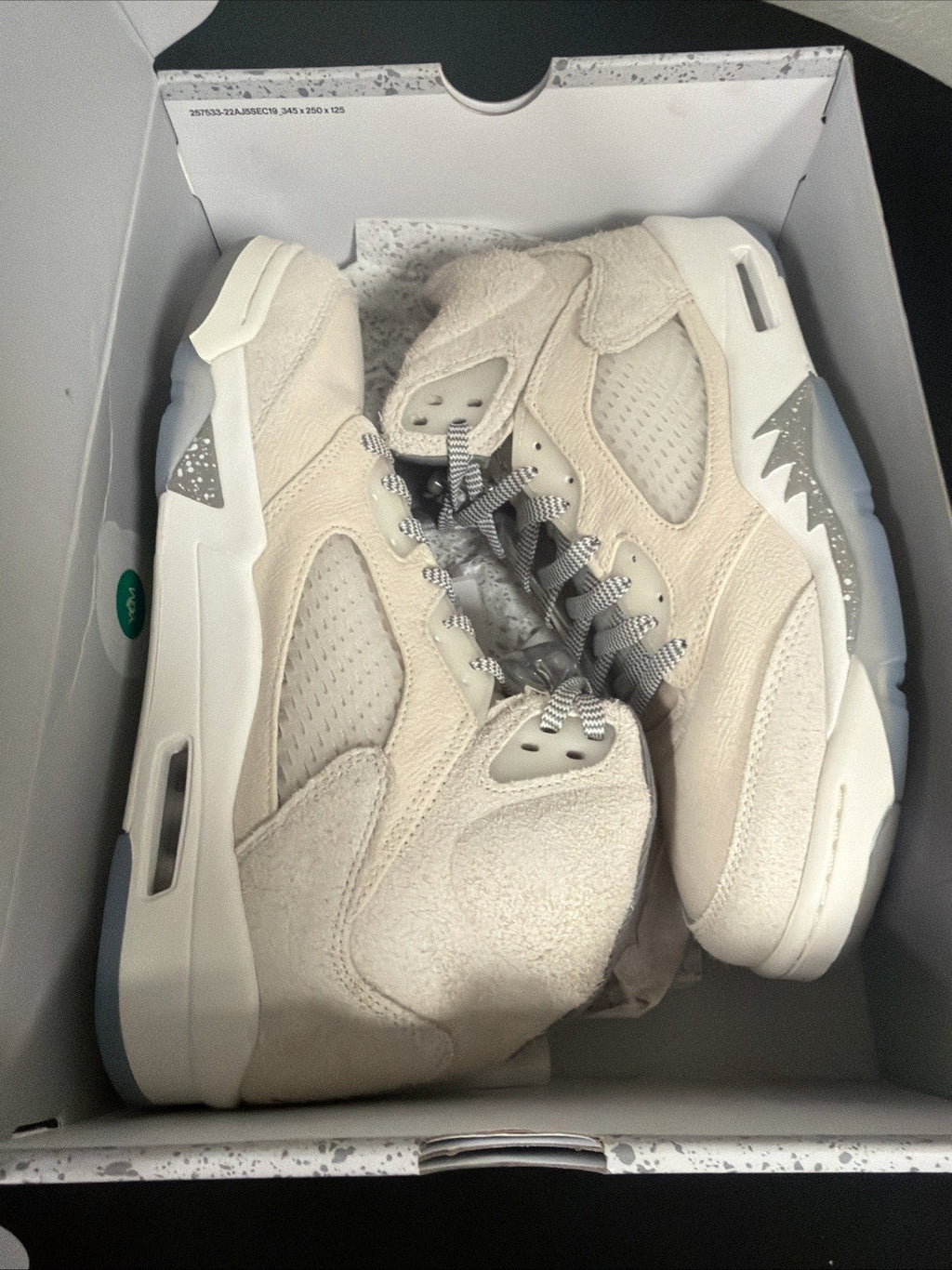 Men's Air Jordan 5 Retro SE Craft FD9222-180 10 Basketball Shoes Cream Sneakers - product image from the listing.