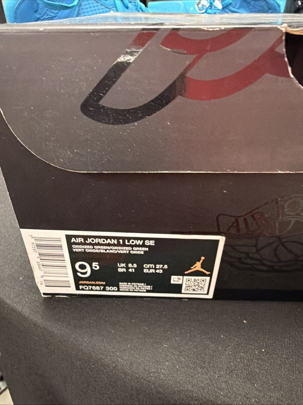 jordan 1 low SE oxidized green size 9.5 Used FQ7687-300 for Men - product image from the listing.