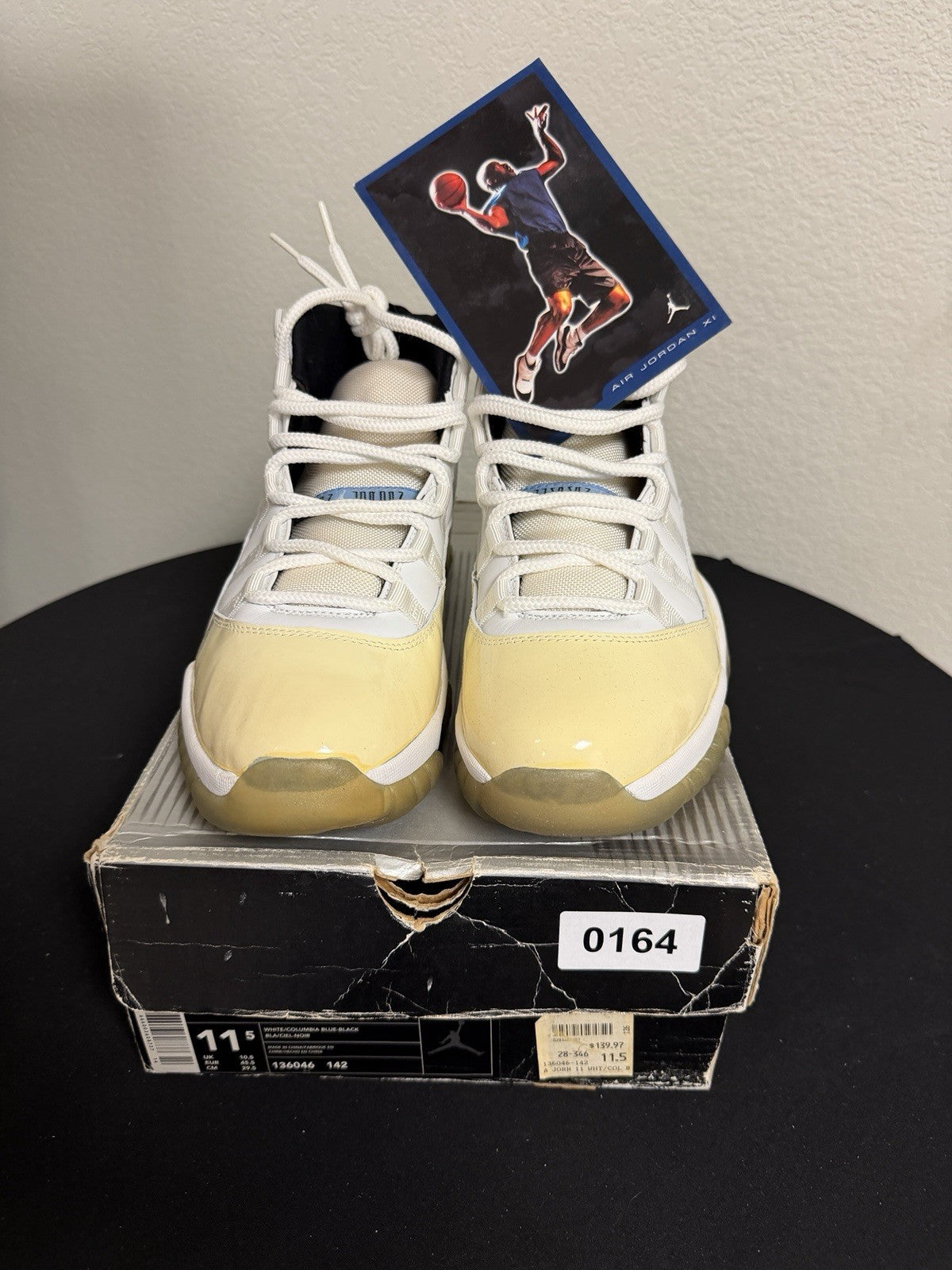 "Columbia" Air Jordan 11 Retro 2001 - product image from the listing.