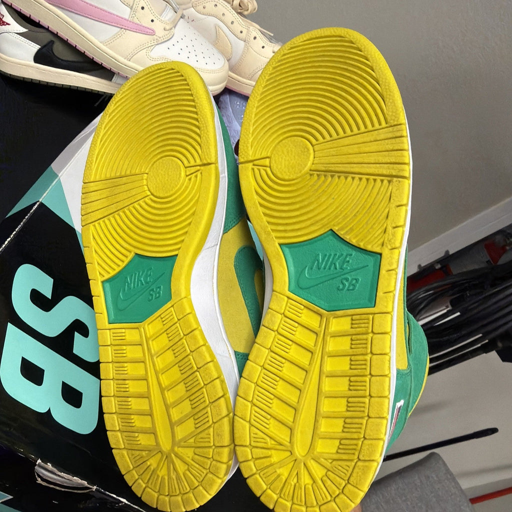 Dunk Pro SB High Oakland Athletics Size 11 305050-337 by Nike - product image from the listing.