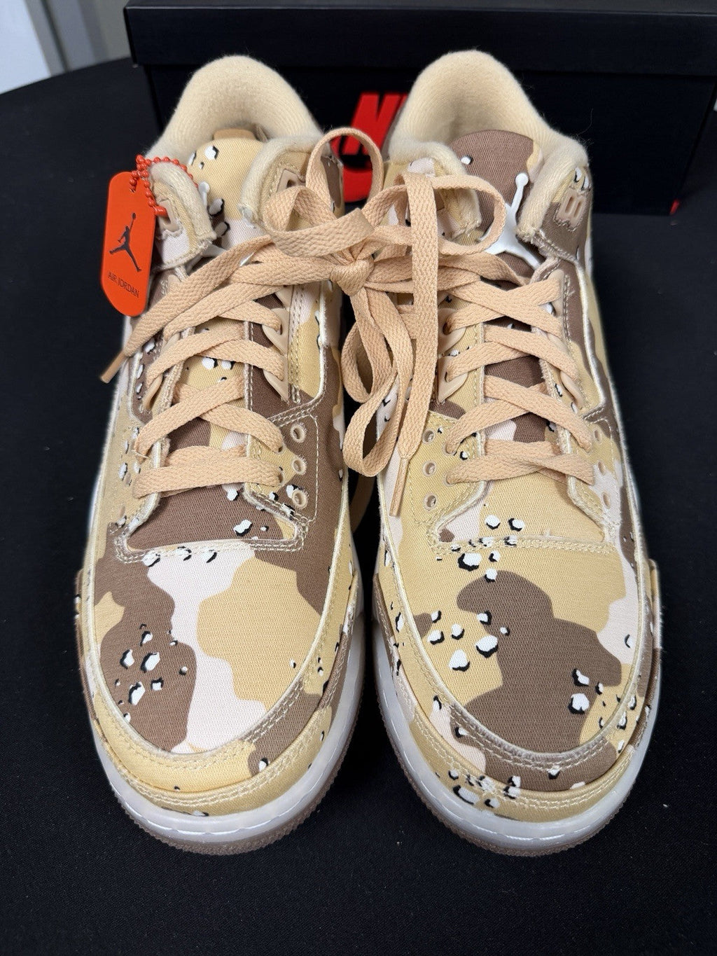 Women's Nike Air Jordan 3 Retro Tex Camo Size 10.5/ Men's 9 Shoes HM4301-200 - product image from the listing.