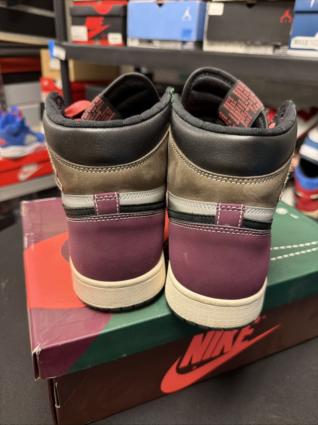 Men's Nike Social StatuS x Dunk Mid 'Chocolate MilK' DJ1173-700 ShOES SiZE/10.5. - product image from the listing.