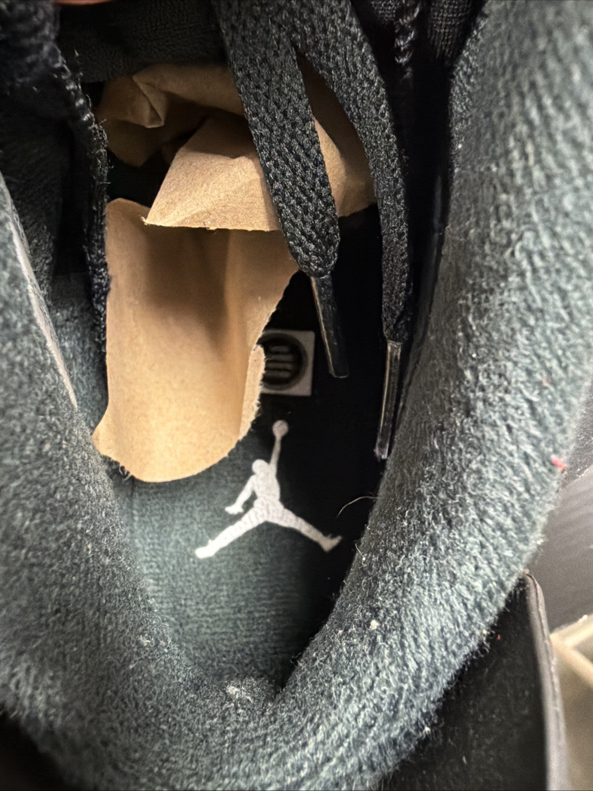 Size 10.5 Nike Air Jordan 6 Retro Chrome Black Silver Lightly Used DX2836-001 - product image from the listing.