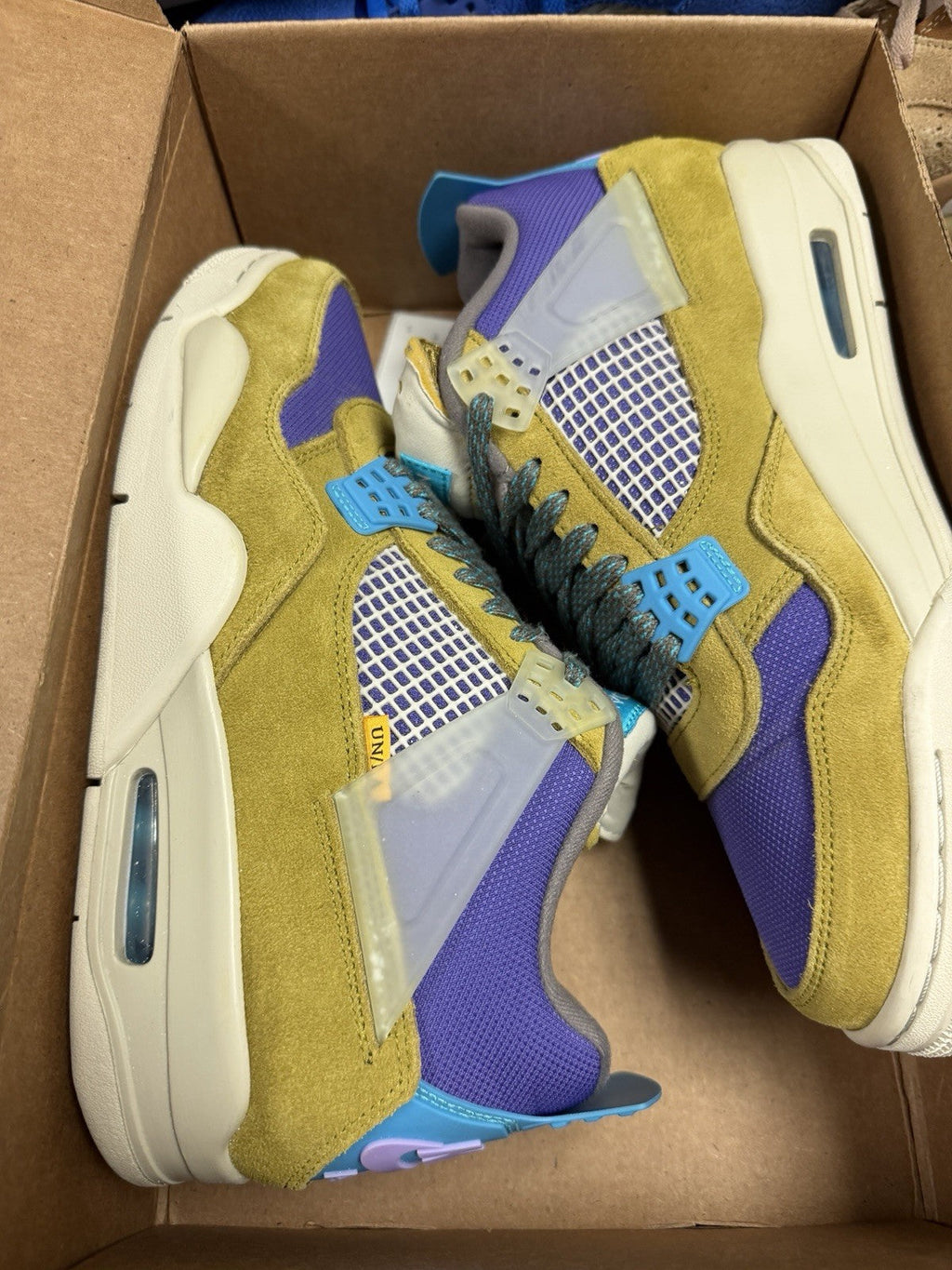 Union Desert Moss Size 9.5 DJ5718-300 (339) - Nike Air Jordan 4 Retro - product image from the listing.