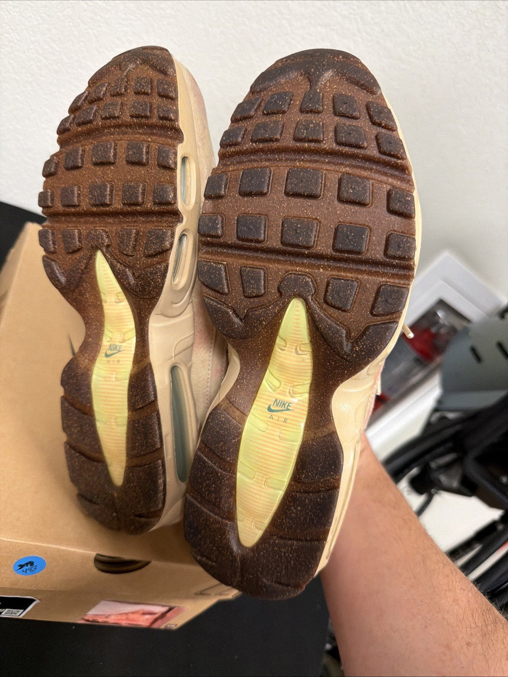 Men's Nike Air Max 95 N7 Retro Grain Beige Bicoastal Green Orange DQ7604-200 10.5 - product image from the listing.