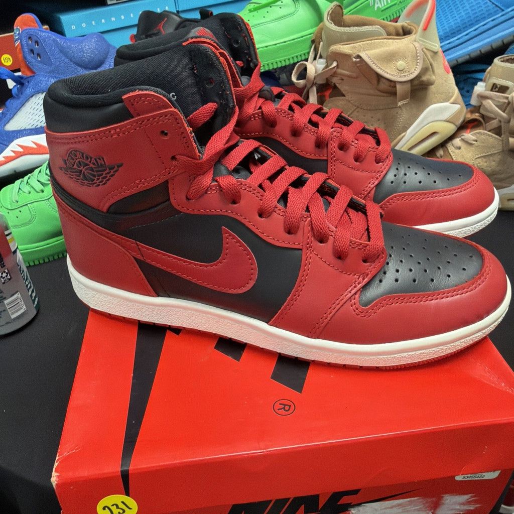 Air Jordan 1 Hi 85 Varsity Red Black BQ4422-600 Sneaker (231) - product image from the listing.