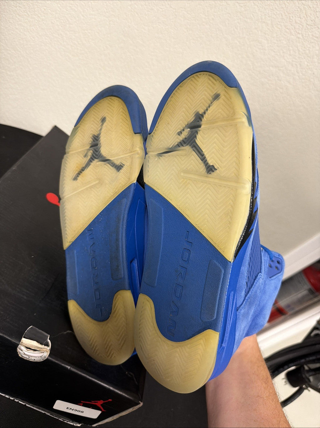 Air Jordan 5 Retro Blue Suede 136027-401 High Top Sneaker -Lace Up- - product image from the listing.