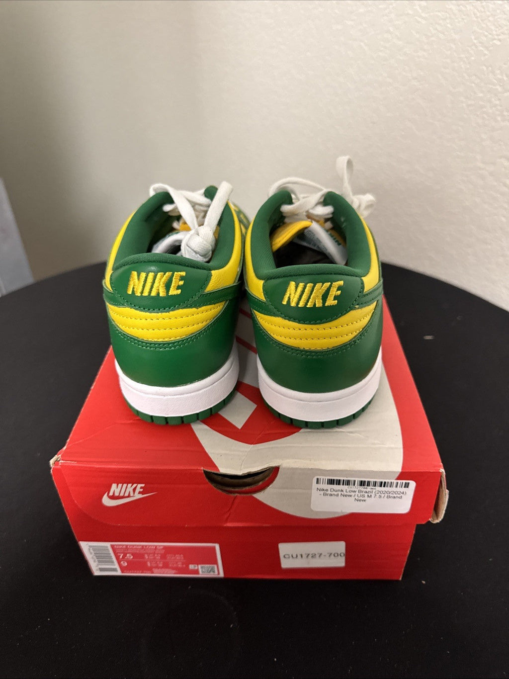 Men's Nike Dunk Low SP 'Brazil' 2020 Size 7.5 In Size 8.5 In Women's - product image from the listing.