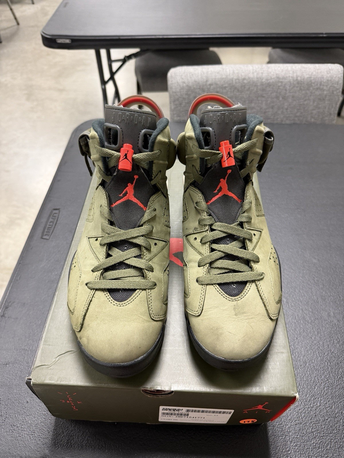 Air Jordan 6 Retro Travis Scott Olive 2019 CN1084-200 Men's Sneaker - product image from the listing.