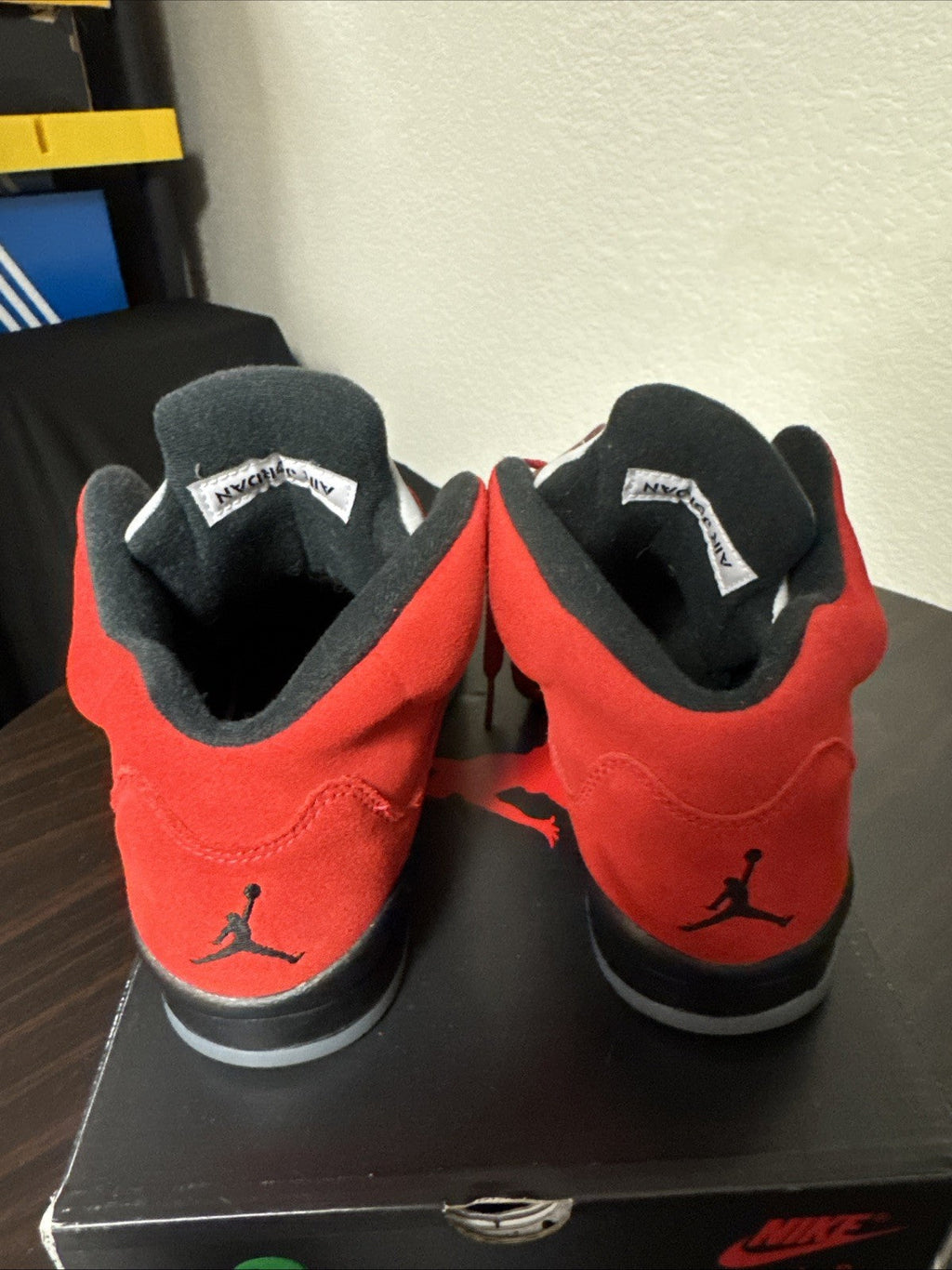 Jordan 5 Retro Mid Raging Bull - Size 6.5Y - product image from the listing.