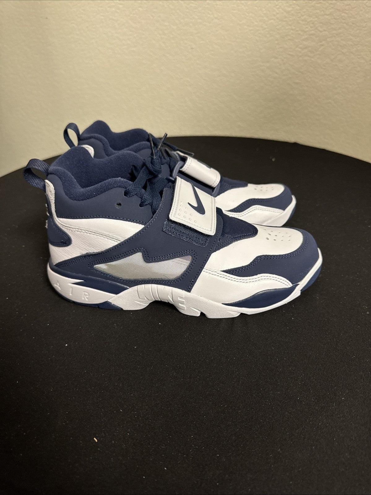 "Cowboys" Nike Air Diamond Turf White Navy Blue Sneakers, Size 8 BNIB FZ8224-101 - product image from the listing.