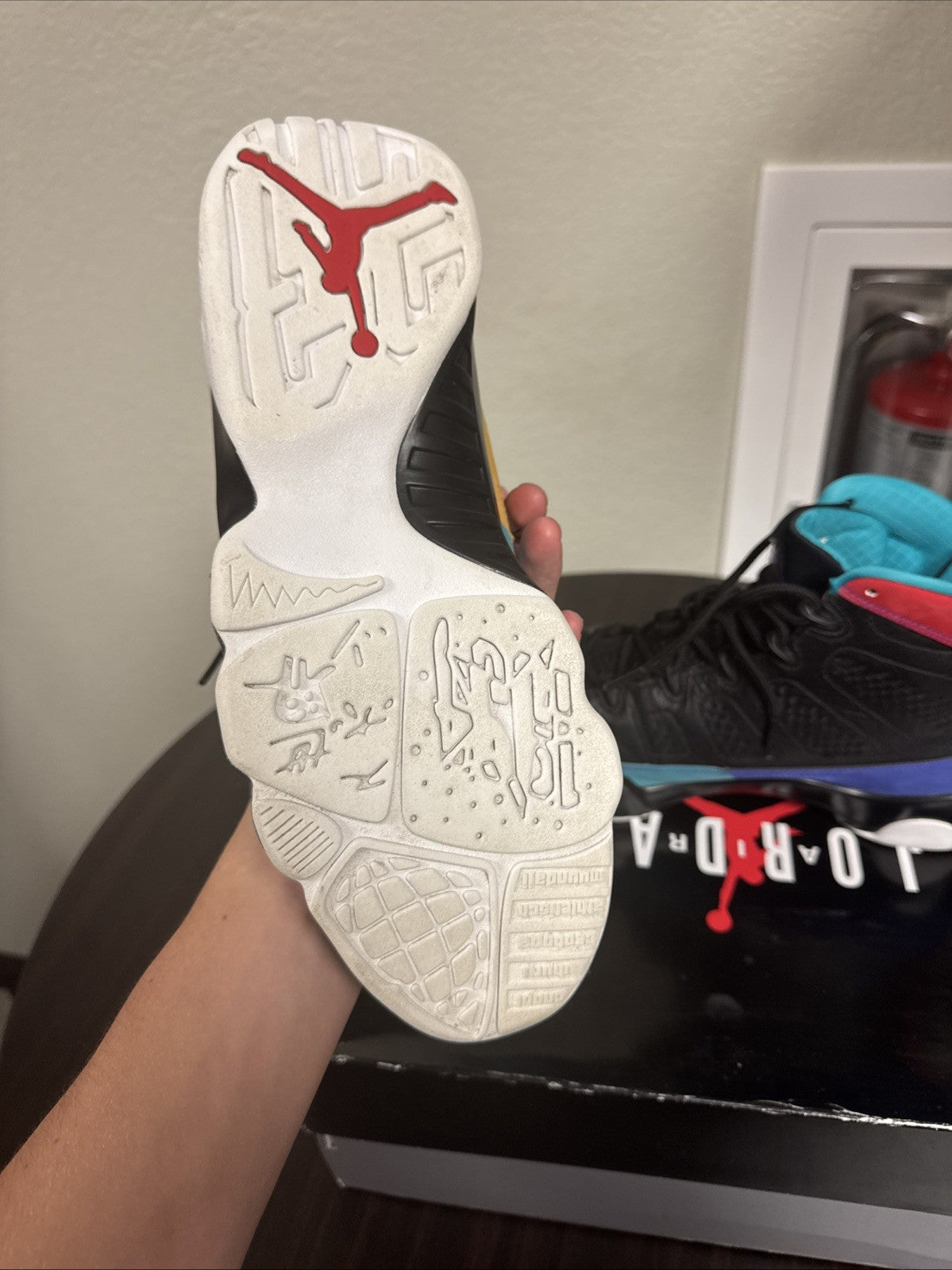 Dream It, Do It Size 10 Clean Original Box - Air Jordan 9 Retro - product image from the listing.