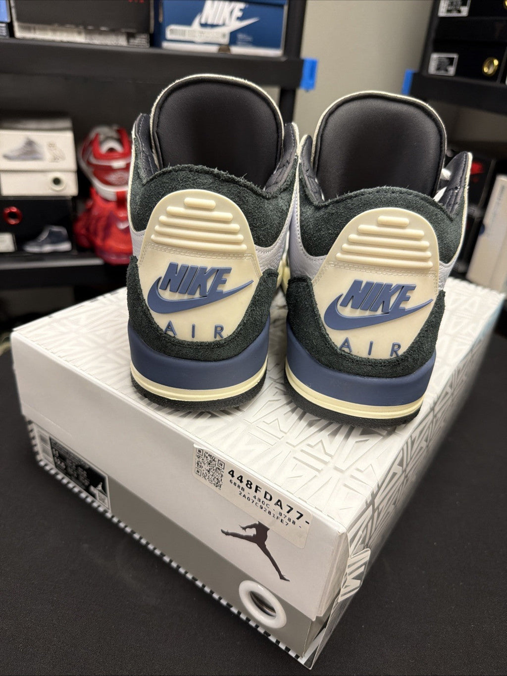 Size 11 - Air Jordan 3 Retro - A Ma Maniére - Diffused Blue - 2025 - Pre Owned - product image from the listing.