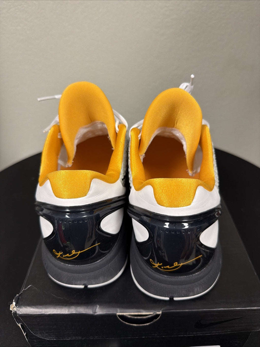 Men's Nike Kobe 6 Protro White Size 12 Del Sol 2021 CW2190-100 - product image from the listing.