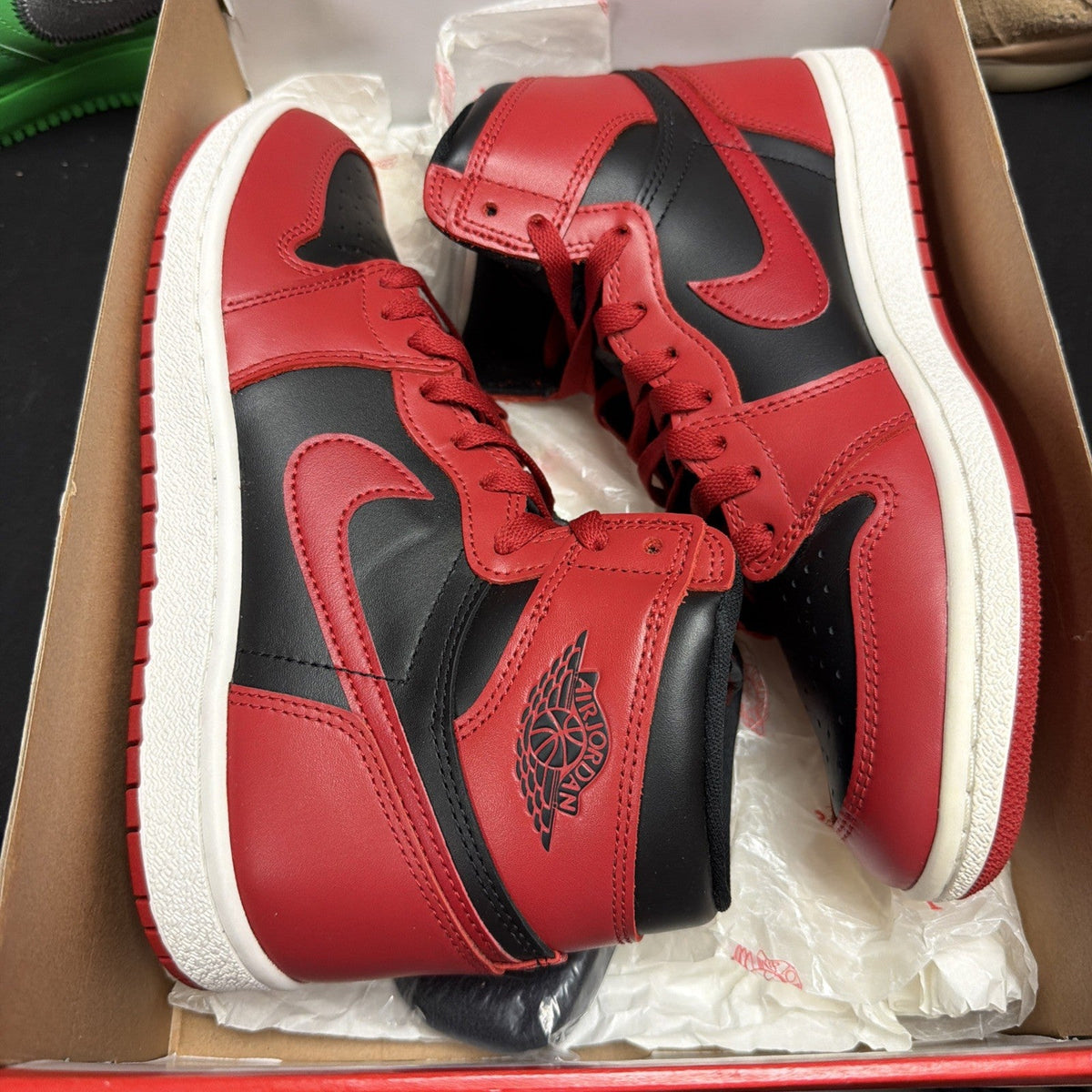 Air Jordan 1 Hi 85 Varsity Red Black BQ4422-600 Sneaker (231) - product image from the listing.