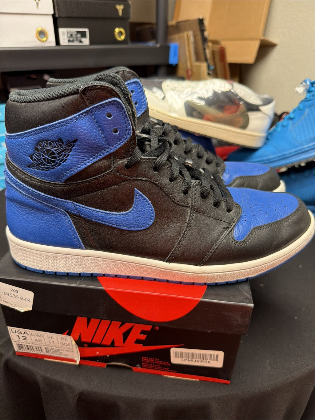 2017 / Size 12 - Jordan 1 Retro OG High Royal - product image from the listing.